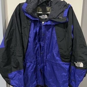 Vintage The North Face Men's Black/Purple/Blue Jacket